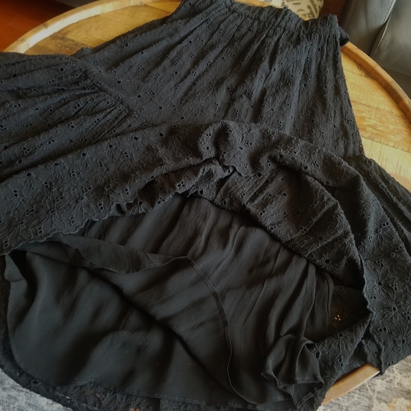 Wilfred by Aritzia Morning Star Skirt - Black - Picture 3 of 12